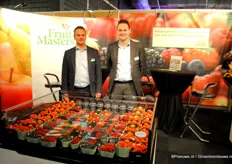 Harrie Jonker en Robert Stout met het heerlijke fruit van Fruit Masters