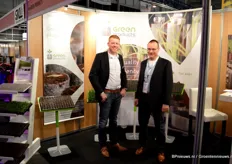 Jan Dons van Green Products, met rechts Roderick van de Weg.