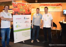 Bob Dijkhuizen, Peter Duijvestein en Olaf van Kooten vertelden bezoekers graag over het project SamenMarkt