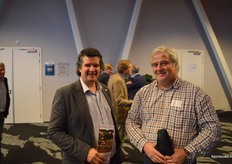 Koos van der Meij van de VGB en Gerjan Telleman, Fresco Flowers