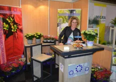 Marjanne van den Berg van Fleurig Est bv is trots op de nieuw potcovers voor de hortensia's!