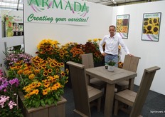 Wulfert ter Beek van Armada YoungPlants. Op het bedrijf merkt men dat kwekers over het algemeen weer wat geld verdienen en durven investeren en experimenteren met nieuwe varieteiten. Wat betreft dat laatste heeft Armada o.a. op het gebied van de Rudbeckia enkele spannende noviteiten in de pijplijn