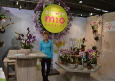 Amore Mio is een merk van Van Den Hoorn Orchideeën - en oordeel zelf: de kleine, veelbloemige planten hebben ontegenzeggelijk iets zoets. Op de foto Ellen van Tol