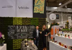 Erik de Boer from Rocky Plants, specialized in, indeed, rockplants, together with Nicole van Langen from Amigo Plant, holding a new product presentation,: the Xlike