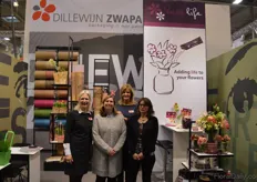 Christel Reterink, Irma Bosman-Kooring, Marielle Ruysenaars and Marleen van Dulm from Dillewijn Zwapak.