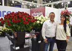 Henni Brockhoff and Julia Pogor of Schreurs with the Red and White Naomi besides them. This has been the best selling product for the Russian market for years.