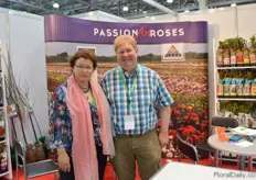 Marina Skazka and Peter Cox of Leja Rusia and Pheno Geno Roses. Breeding company Pheno Geno is specialized in the breeding of garden roses, but is currently expanding its horizon as it is breeding and trialing scented cut roses and edible roses at several Dutch growers.
