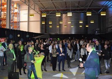 De grote hal werd een volle zaal