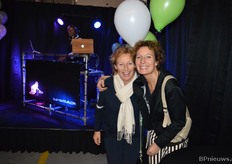 Elvira en Jeannette, die de showroom hebben ontworpen