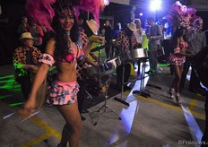 En het bleef nog lang onrustig in Almere :)