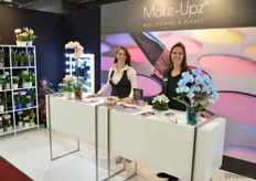 - en dat geldt ook voor Make-Upz, dat op de beurs gepresenteerd werd door Claire van der Velden en Linda Verboon