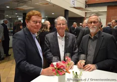 Berry Philippa, voorzitter Blooming Breeders, samen met Jaap van Andel en Paul van der Hoorn