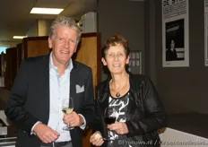 Wiro Gerards van Holland GreenPoint en Helma Verberkt die namens LTO de prijsuitreiking bezocht.