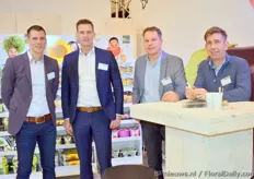 Here we've got Guus, Peter, Hans & Geert from Pieterpikzonen and there daughtercompany Tuinplus who sells there seeds.