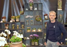 Nanno Siertsema from Sign Nature standing next to his lovely decoration plants.