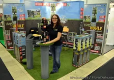 Ruth Schafer, Hopfen Hohle, showing the must-have for every garden owner around