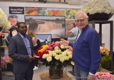 Tedla Zegeye of Ethiopian Horticulture Producer Exporters Association (EHPEA) and Henk de Groot who supports Ethiopian growers with improving their cold chain.
