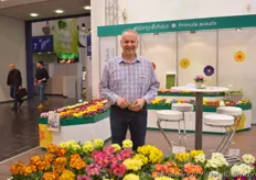 Guenter Kemper from Ebbing Lohaus. According to Kemper, the demand for primulas that have a longer stem is increasing.