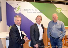 Erik Prenger en Philips Eekman (Enthoven Techniek) met Simon van Eendenburg (Agri Compleet)