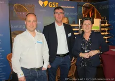 Gert-Jan van Geest, George Gram en Mariette van Rijn van het Westlandse bedrijf GST tuinbouwtechniek.