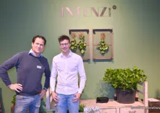 De mannen van VDE Plant, Edwin v/d Eijk en Sven Bakker presenteerde hun concept INTENZ