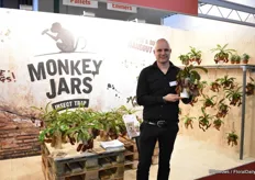 Roland Meewisse van JM Plants heeft 3 nieuwe soorten toegevoegd aan zijn nepenthes assortiment wat hij onder de naam Monkey Jars op de markt zet. In totaal komt het assortument nu op 7 soorten.
