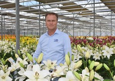 John Onings tussen de lelies