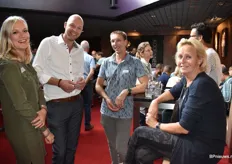 Astrid Prins en Jeroen Boon van Decorum samen met Ronald v. Paasen en Jolanda Prins.