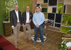 De heren van Van Nifterik, met vlnr Sander Burger, Rene Ratterman en een klant