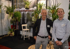 Leo Zwinkels, LZ Orchids, met collega Marcel Luijendijk