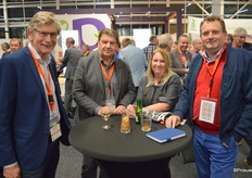 Johan Kodder van Hoogendoorn, Peter van Sleen van Revaho, Sonja de Kok van Tasseron en Marco Visser, eveneens Revaho