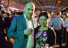 Jacques Goossen (voorzitter RVC Royal FloraHolland) en Matthea van der Molen (Manager Oost-Afrika Royal FloraHolland)