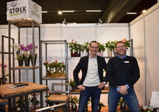 Het was weer eens gezellig op de stand bij Stolk Orchids. Mike Rijnsburger en Corstiaan Stolk.