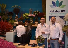 Robert Jan Kolster en Wouter den Hollander van Kolster bv lieten iedereen hun kleurrijk assortiment aan planten zien.