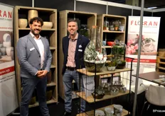 Floran, importeur van glas en keramiek, staat dit jaar voor de tweede maal op de Trade Fair. Op de foto Norman Lindeman en Jelle Verhoeve.