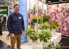 Gert-Han Jungerius of Monarch Flowers - a daughter company of Green Works presenting the ranunculus in the assortment.