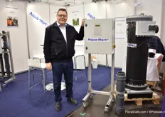Aksel de Lasson of Aqua Hort presenting one of their new machines - the Aqua Hort Tank Model. It does copper ionization against fungus and bacteria.