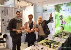 Victor Böcskey of Beppler from Hungary with Uschi Eckner and Maaike Hamer of Stelzner. Victor is holding the Hydro 200, a new humidity measurement instrument (for measuring the humidity in pots), Uschi the Global 200, a measurement instrument to measure the global lightning, and Maaike the new parameter Par 2000 to measure the light quality.