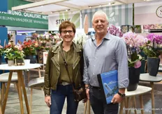 Loes Beelen and Piet Segers of IAA Fresh were also visiting the show. They are standing in front of the Orchids of Anthura.