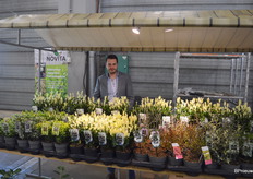 Niels Kluijtmans van Novita, dat met verschillende bloeiende tuinplanten de komende tijd ook weer in een hogere versnelling schakelt.