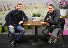 Cor IJzelenburg van IJzelenburg PLants samen met Lennart Pronk van Impluse Plants.