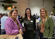 Joyce Lansbergen van LG Flowers, Patricia Ammerlaan van de Rabobank en Angelien van den Nouweland van Marjoland.