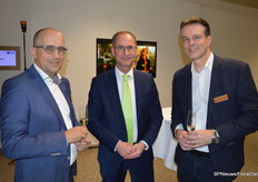 Jack Goossens, Decorum & voorzitter RvC Royal FloraHolland, Peter Bakker, directeur Plantion, en Kees Pingen, Smiths Kwekerijen