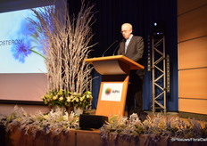 Bernard Oosterom, president AIPH, heet de genomineerden, sponsoren en andere gasten welkom