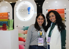 Scarlett Sanchez en Arlett Villalona, Flora-Pack