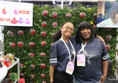 Karrie Wallace en Dena Session, Bill Doran Company