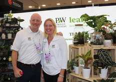 Rovert Halksworth en Jennifer Kuziw, Leafjoy By The Plant Company