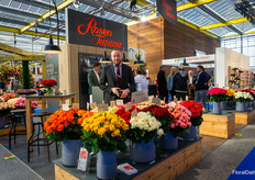 Alexander Brjuhins van Rosen Tantau heeft een zwak voor de nieuwe gele variëteit,