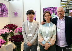 Nobukatsu Nakaya, Monica Useche en Ed Groot van Suntory Flowers