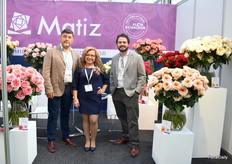 Carlos Martinez, Margarita Grijalva en Mateo Luzuriaga van Matiz Roses
